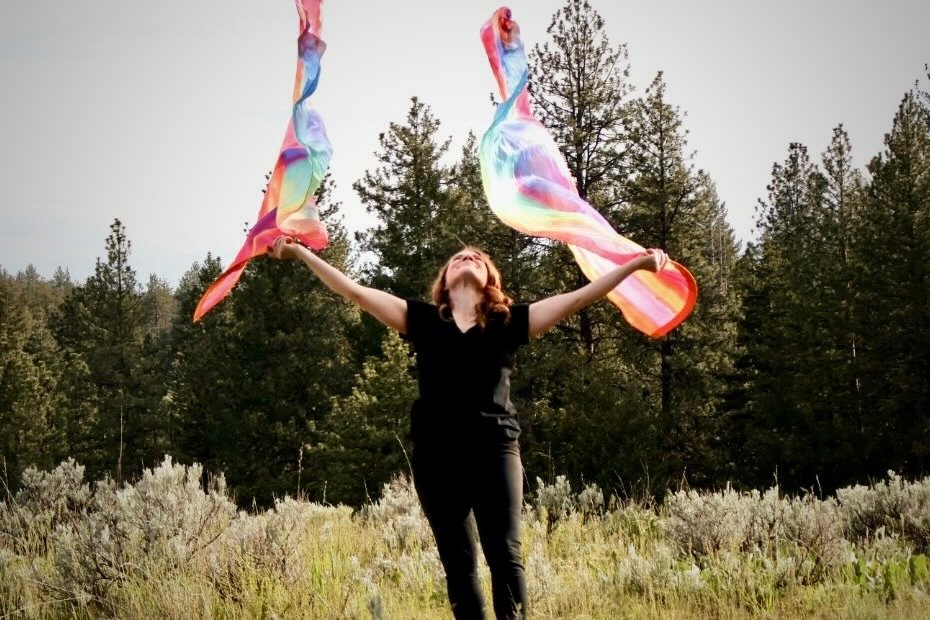 flags frontcenter up color 930